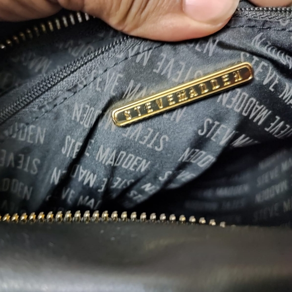 Steve Madden Shoulder Bag - Picture 5 of 7